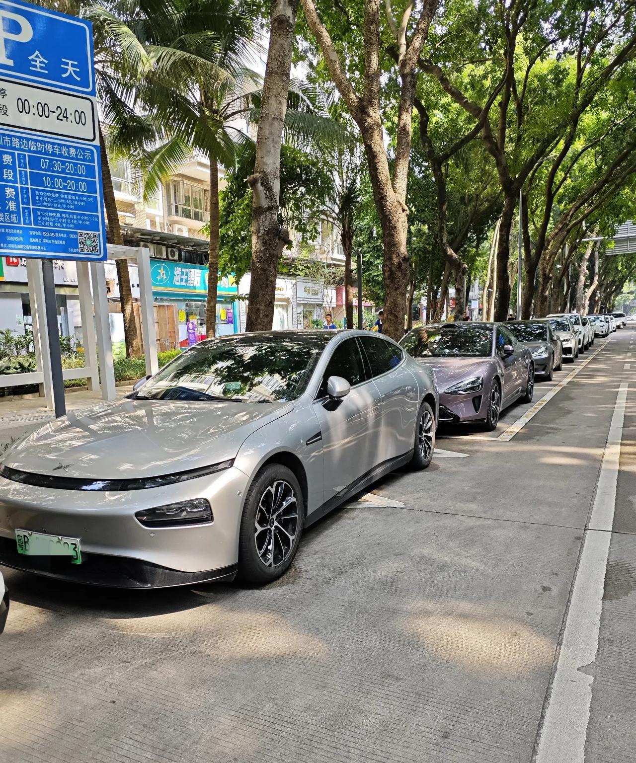 大家可以拭目以待前几天在重庆汽车论坛上诬蔑比亚迪的那几个汽车品牌，后半年的销量肯