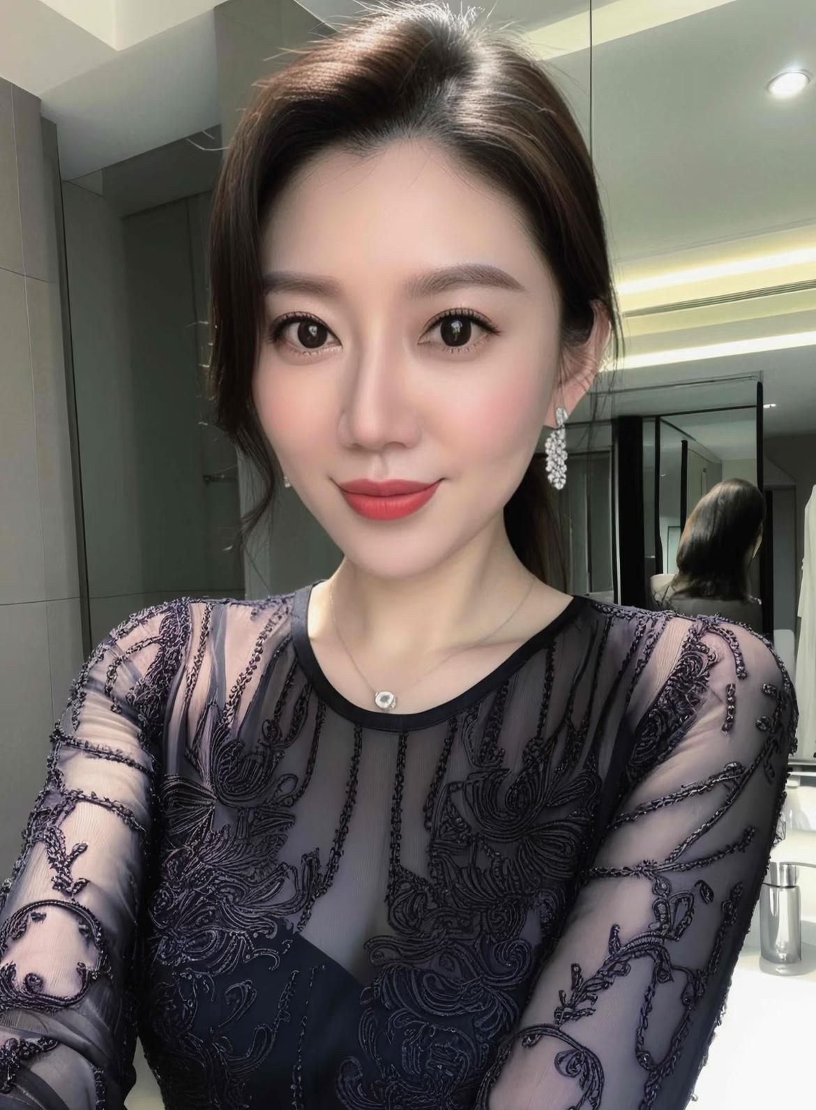 四十六岁，这样的状态您觉得如何？每个清晨，用跑步唤醒身心，归来悠闲地享用早餐