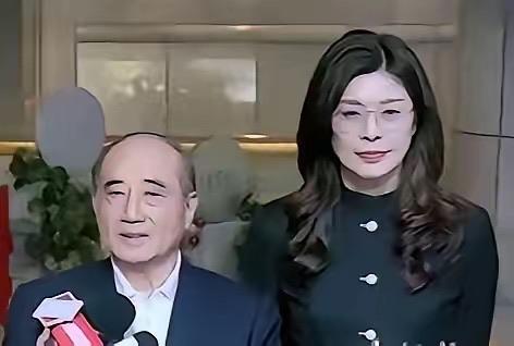 王金平的主张暗合一国两制的统一方案，一个中国，两种制度，统一军队、外交等体现一个