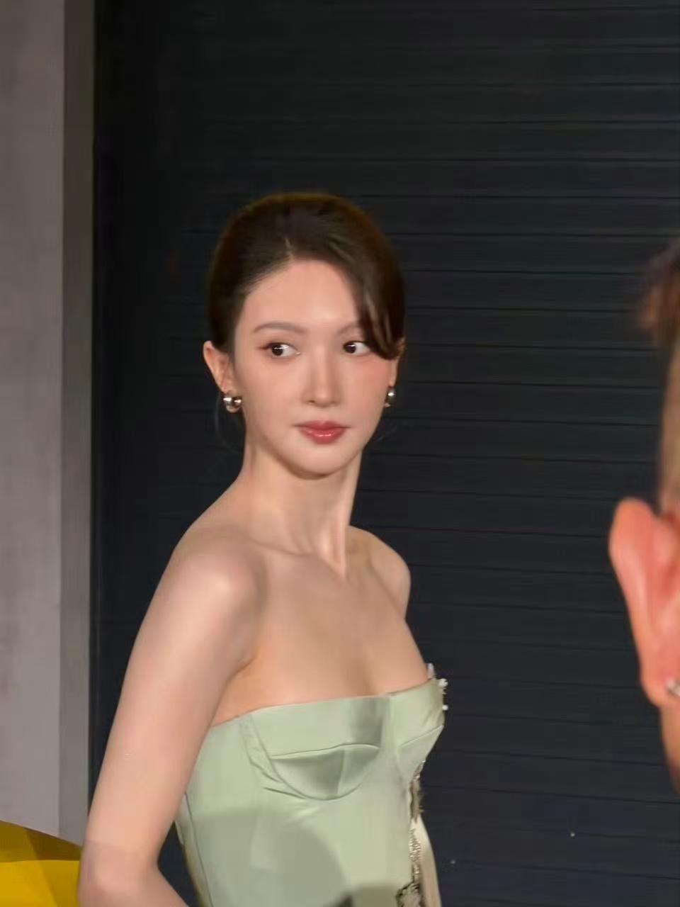 金晨事件官方通报来了！助理顶包实锤！2025年3月，金晨在绍兴柯桥为避让犬