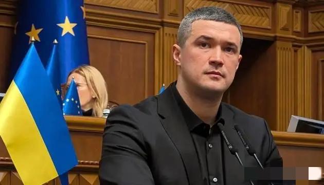 乌克兰的这个新的作战目标是对的，实现起来有些难度。20日