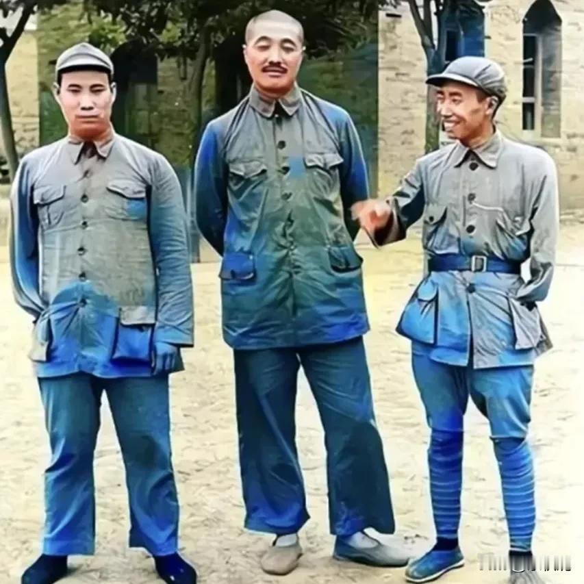 贺丙炎1960年就去世了，年仅47岁，是57名上将里最短寿的，彭绍辉1978年去