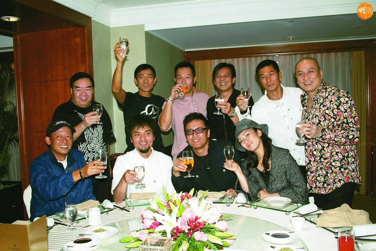 2007年10月28日晚，刘德华中国巡回演唱会，在上海分站一连两场演唱会演出，圆