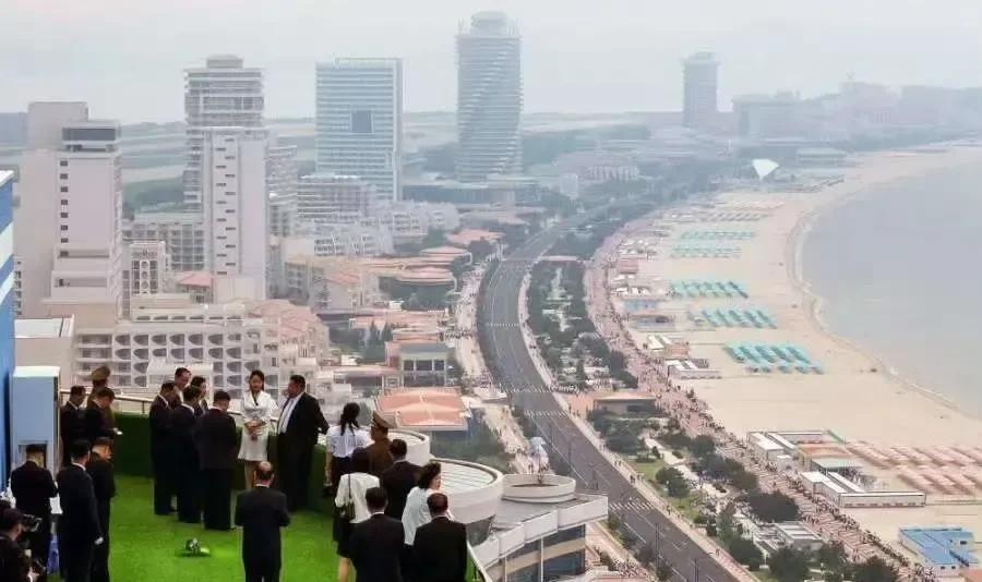 俄乌战争最大赢家竟是朝鲜？3年狂赚200亿美金，小国逆袭成土豪！