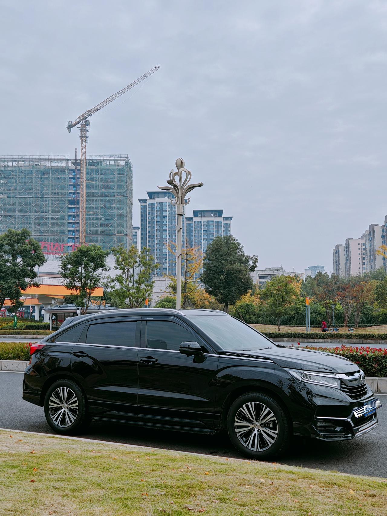 我是2020款冠道240TURBO智享版的车主，车用了两年半，跑了不少路。除了