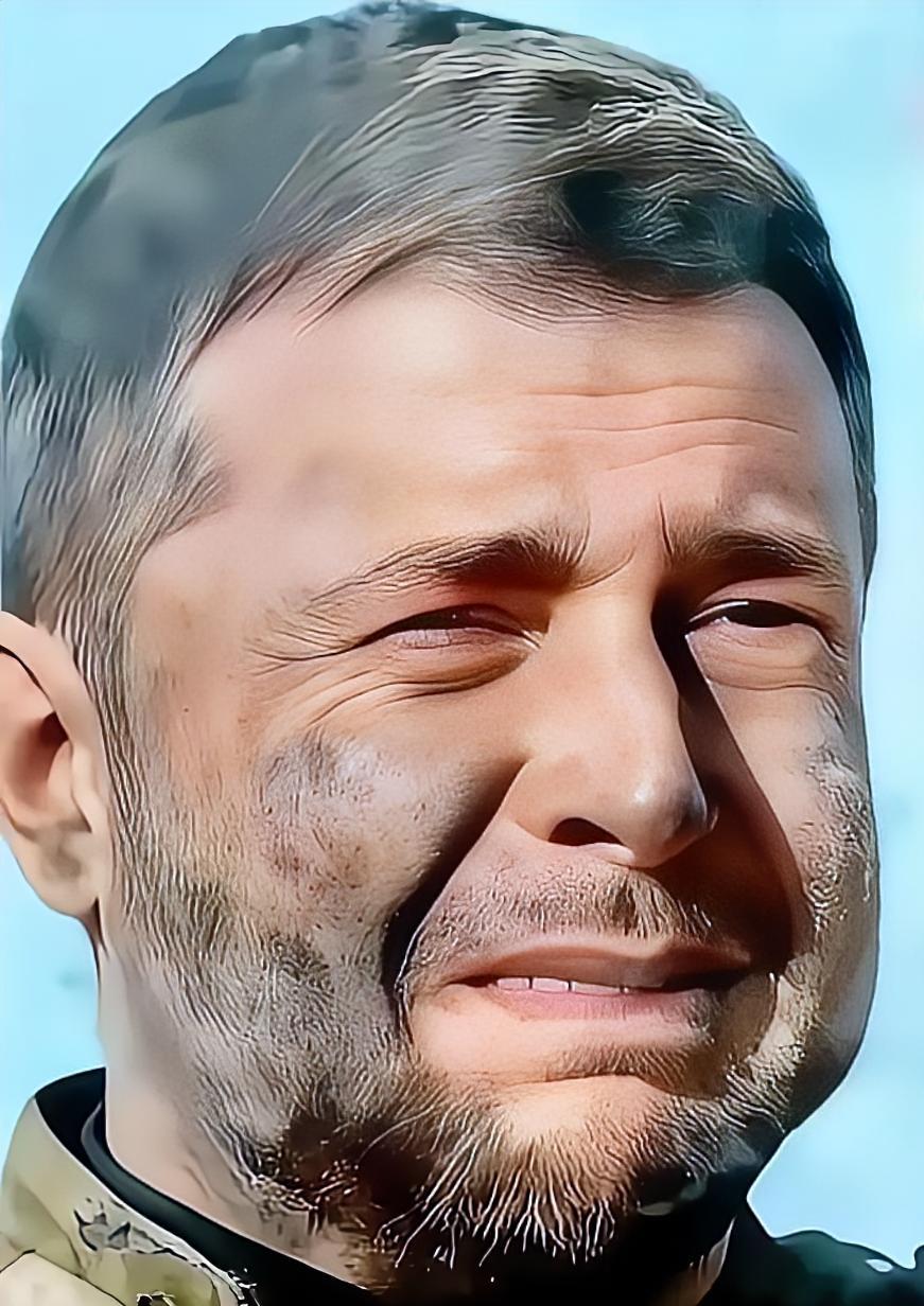 这几天俄军的战术来了个大调整，不再像之前那样打阵地战，而是连续三天搞起了密集轰炸