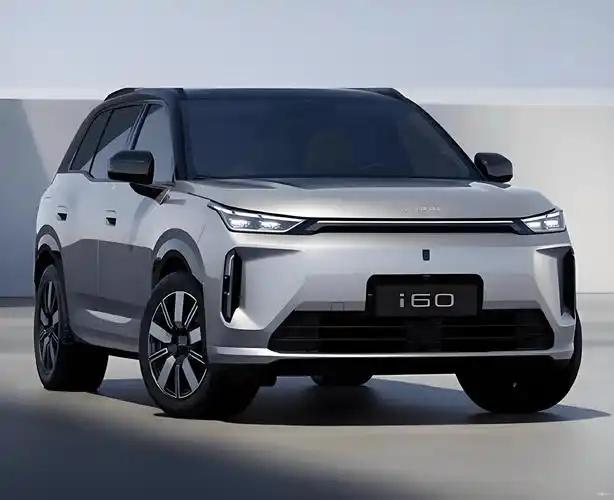 2023年，广汽埃安海外销量4.5万辆2024年，广汽埃安海外销量9万辆20