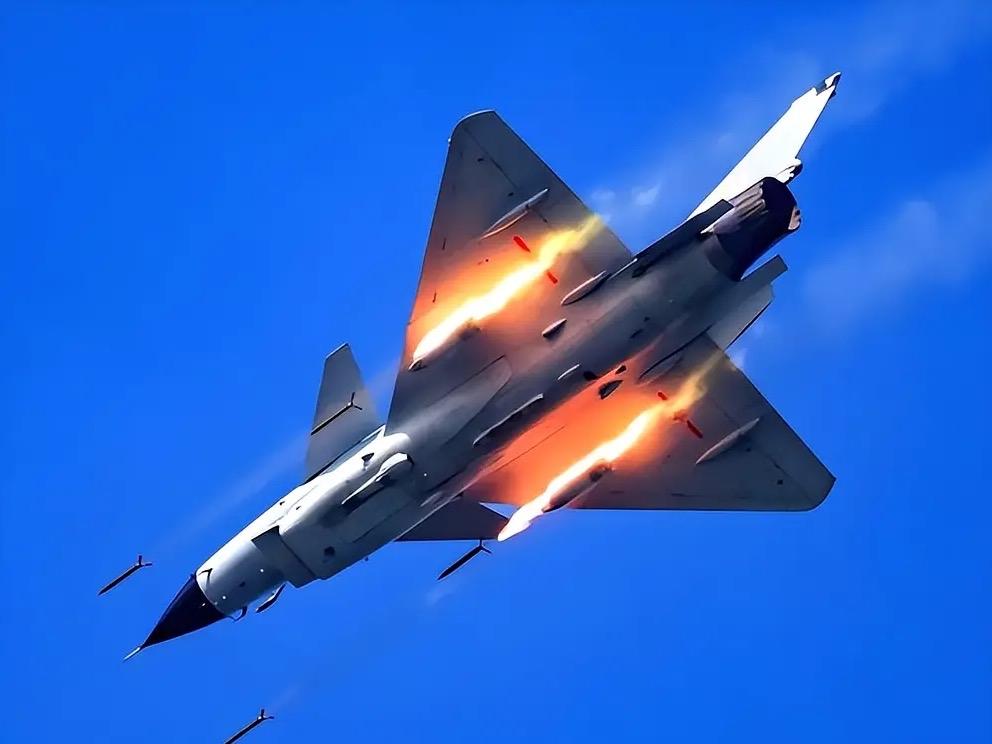 法国乃至整个北约为什么突然对歼16这么感兴趣？前几年，毛子想要了解北约空战体