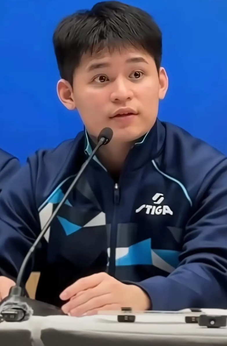 林诗栋：1.东哥确实挺强的，这么长时间没有参加比赛，东哥依然强的可怕，真的是