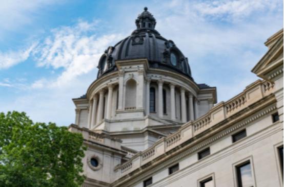 闻泰科技最新消息。 就在11月18号到19号这两天，中荷两边的代