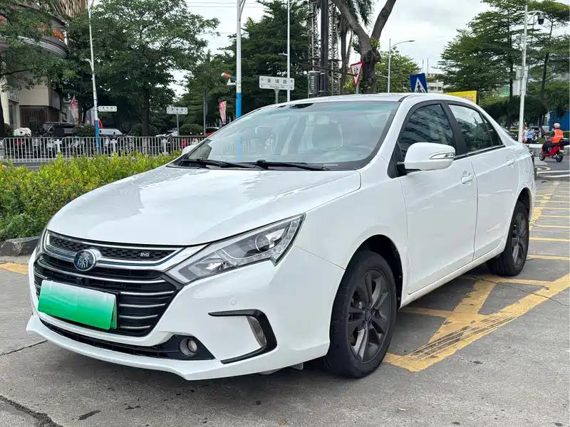 秦PLUSDM-i提车加装清单：隐藏式行车记录仪（VIOFOA129Du