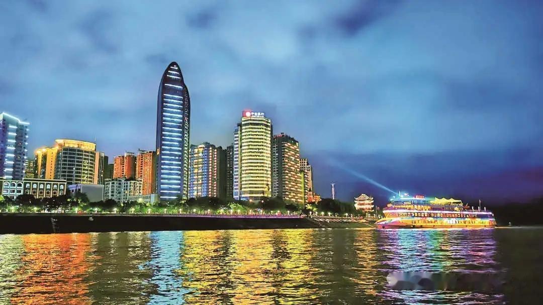 宜昌市居全国第18位？说出来你可能不信，2025年宜昌市人均GDP位居全国城市