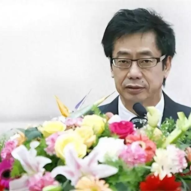 万万没想到，堂堂霍家居然出了逆子！背地里勾结美国走私军火，胆子大到吓人。不