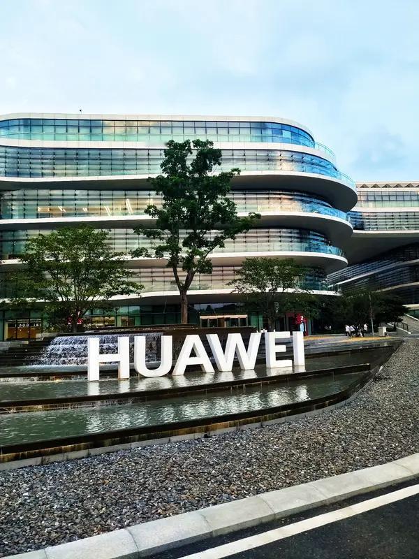 华为也产电芯的，华为做电池🔋也有30年的时间了，比比亚迪还早呢！