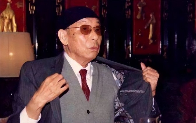 1929年，杨宇霆为父亲举办70大寿，杨公馆内盛况空前。张学良带着30根金条、2