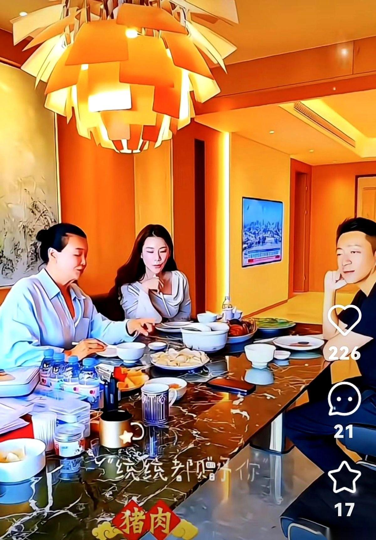 我听过最离谱的话，就是一个四十多岁的男人，在直播里说，他很怕他未出生的孩子，跟他