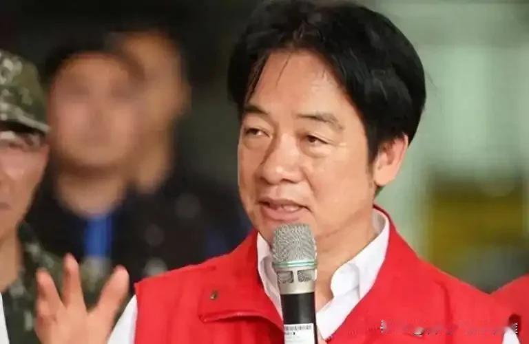 扒一扒赖清德那条让全岛科技大佬心在滴血的“非红供应链”死命令！就在昨天（7月