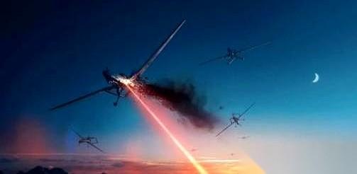 我跟你讲，这事儿简直比电影剧本还离谱。美军最先进的激光武器，对着自家领空一顿猛