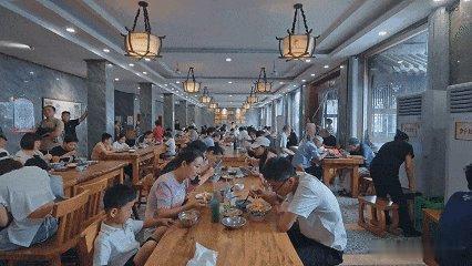 洛阳美食有“三大怪”？|探寻“十三朝古都”的汤水密码若说一座城的味道能藏着岁