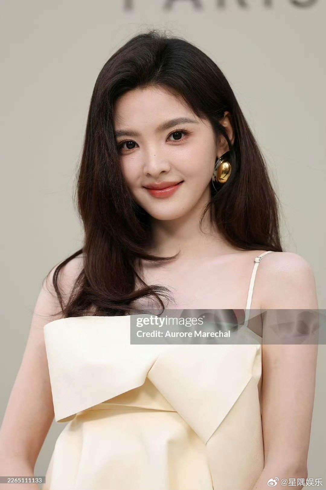 杨超越章若楠g社生图差距咋那么大