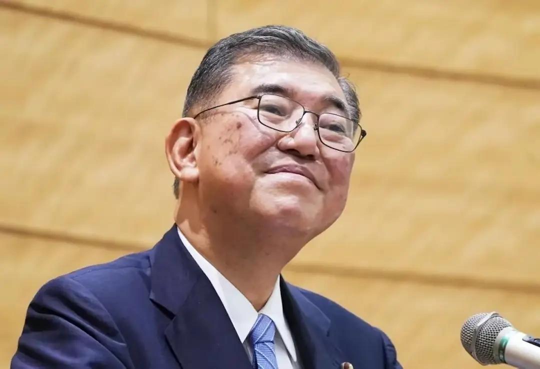 【太狡猾了，日本拿中国当棋子，诱使特朗普在关税问题上让步：日本飞机突然强闯中国钓