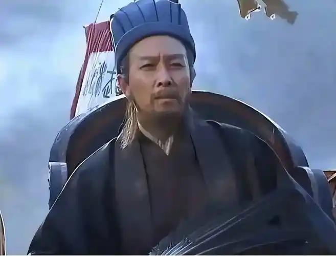 诸葛亮首次北伐时，便损失11位大将，光看名单就知道他输得有多惨建兴六年的春天