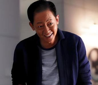王志文说：“任何家庭，最强势的那个人只要是正能量的，这个家庭基本都会正向发