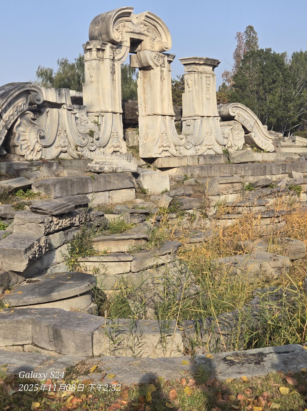 晒图笔记大赛圆明园中的这个大水法找了好久，原因就是因为儿子小学课本中讲了这一课，