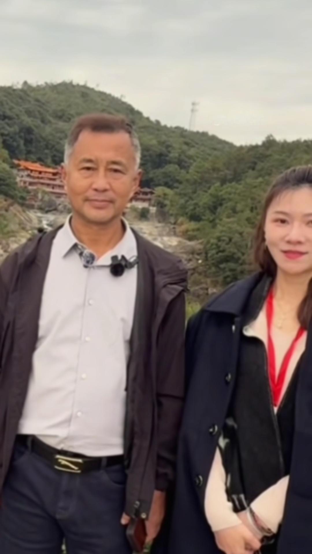 11月19日，南京晓晓和博学流浪汉开启福建之旅，来到仙游九鲤湖景区，当地景区负责