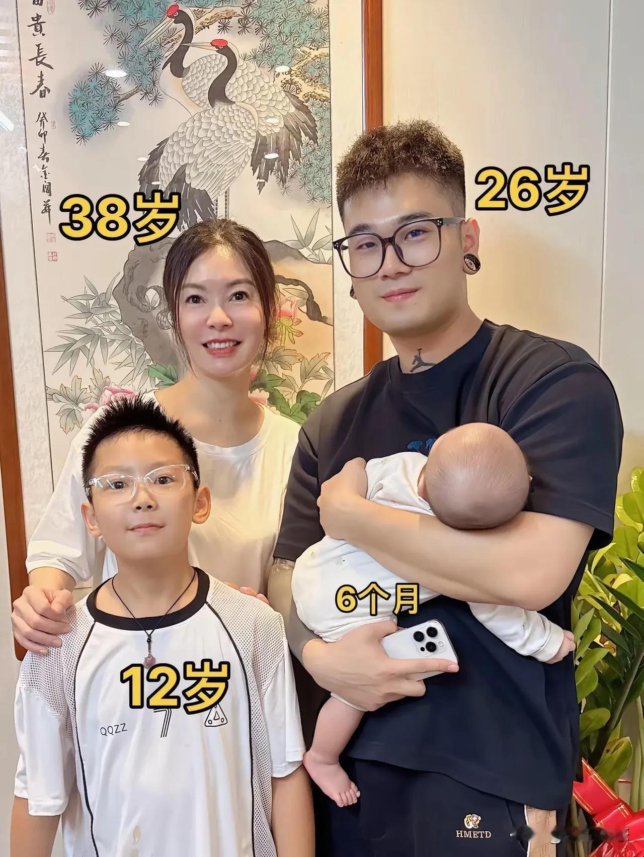 谁说38岁带12岁男孩的女人嫁不出去？我偏要嫁个小我12岁的男人，还被他宠成宝！