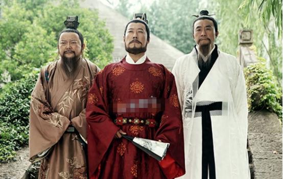 知府是知县的顶头上司，但真要干起来，知府也未必就稳操胜券 在清代地方官场的权