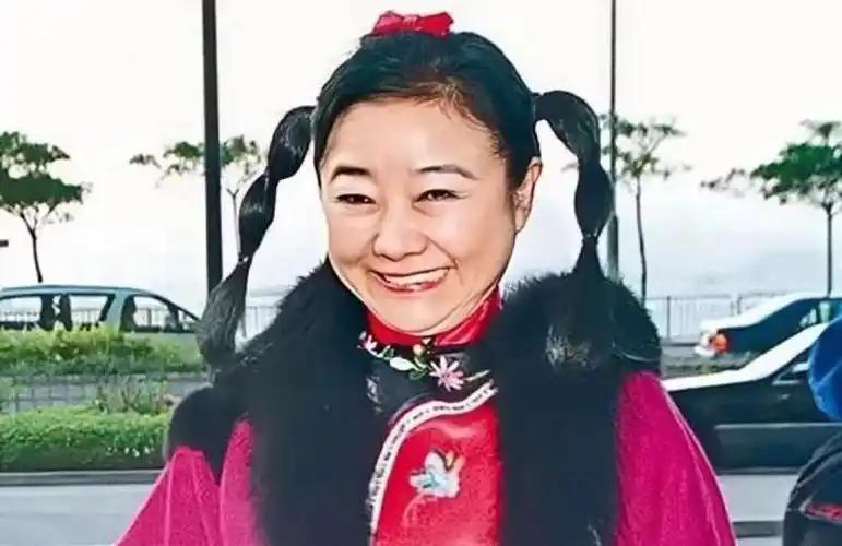在坐拥几百亿的亚洲女首富死后跳出来抢遗产的不是儿女，不是亲戚，而是一个江湖骗子，