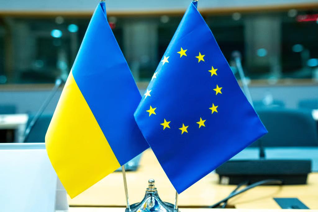 欧盟4月22日拟批准向乌克兰提供900亿欧元贷款。4月20号，欧盟那边正式放