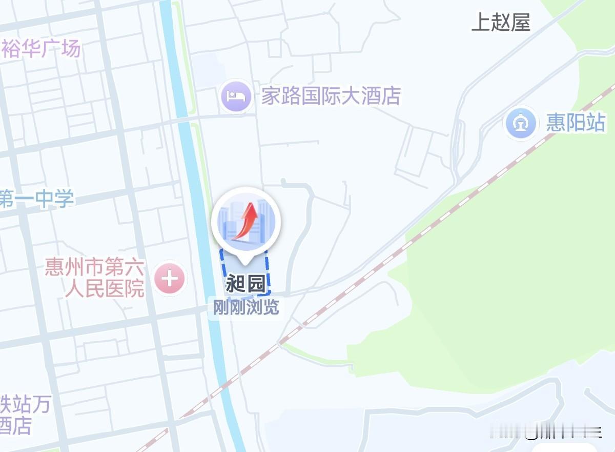 高铁和医院附近的房子好吗？我觉得这说法挺可笑的，这个观点大概率站不住脚。