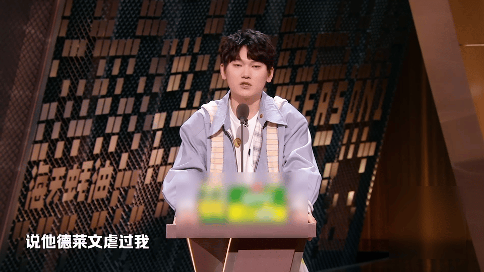 JackeyLove回应输给越南主咖和Ta的朋友们JackeyLove说虐他的