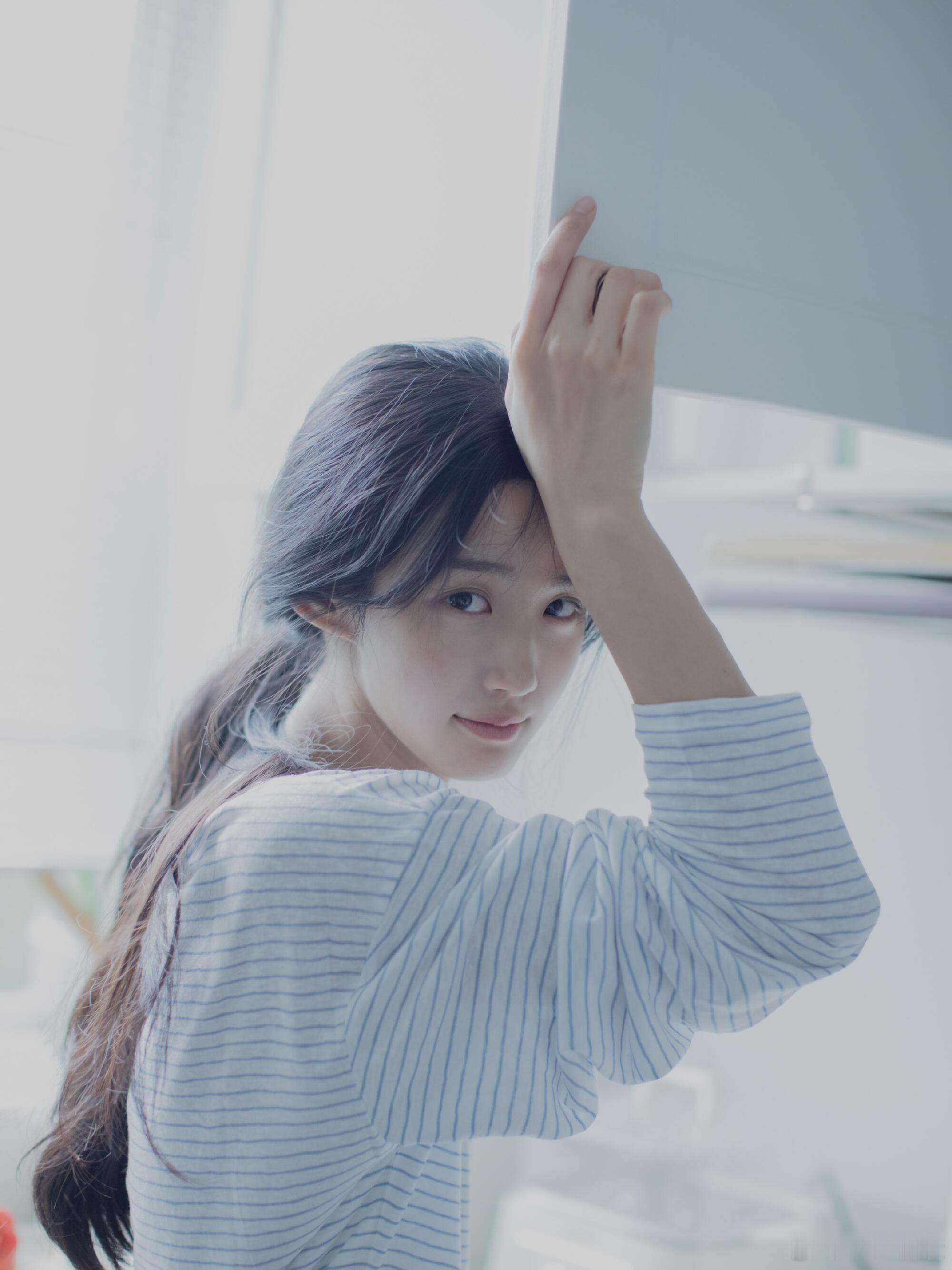 卢昱晓|是不一样的风格呢！⭐️又一个风格的晓晓！好喜欢！❤️卢昱晓｜