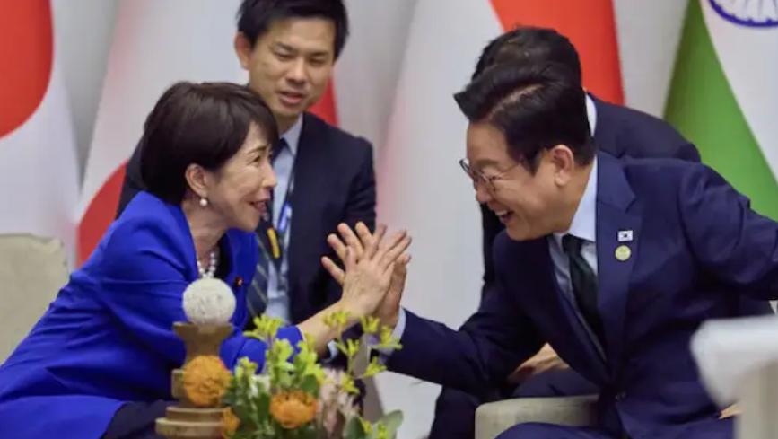 李在明如果能把这件事干成，功劳真的不输文在寅了，因为他这是在跟美国对抗。现在