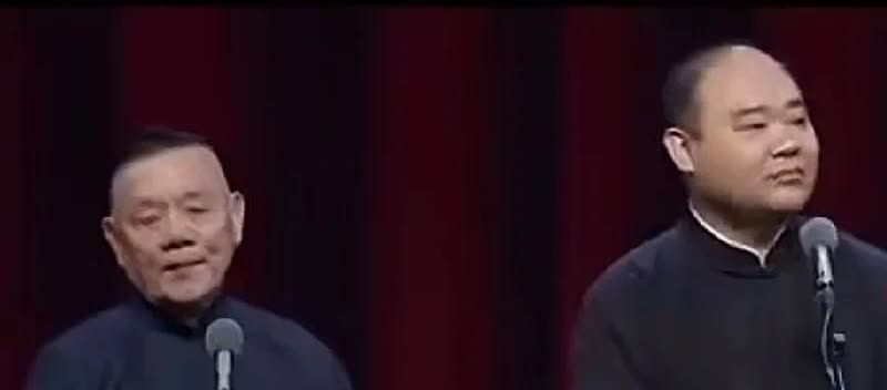 杨进明透露，郭德纲当时颇为无奈。那时，某些人自恃辈分极高，想要进入德云社工作。郭