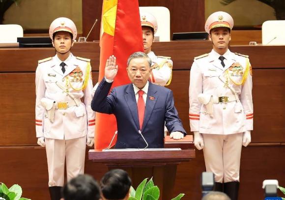 就在刚刚，美方突然抛出重磅报告，越南在南海的野心彻底藏不住了！过去短短一年时