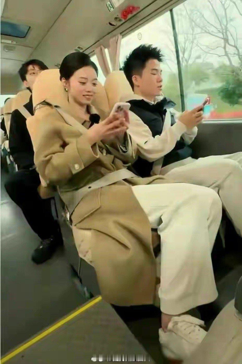 董宇辉果然是个钢铁直男，他知识是渊博，但他不懂女人……