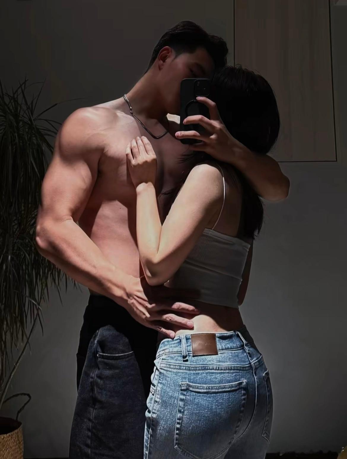 和每天陪我健身的男生谈恋爱了