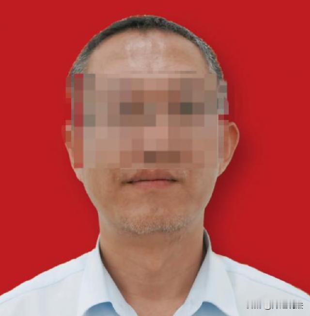 太原，晚间，一声惨叫划破天际。一处养老公寓的经理田先生，突然身中一刀。中刀之后，