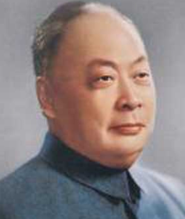 1948年底，刘伯承和陈毅到达西柏坡。当晚，毛泽东就对陈毅说，上海解放了，你就去