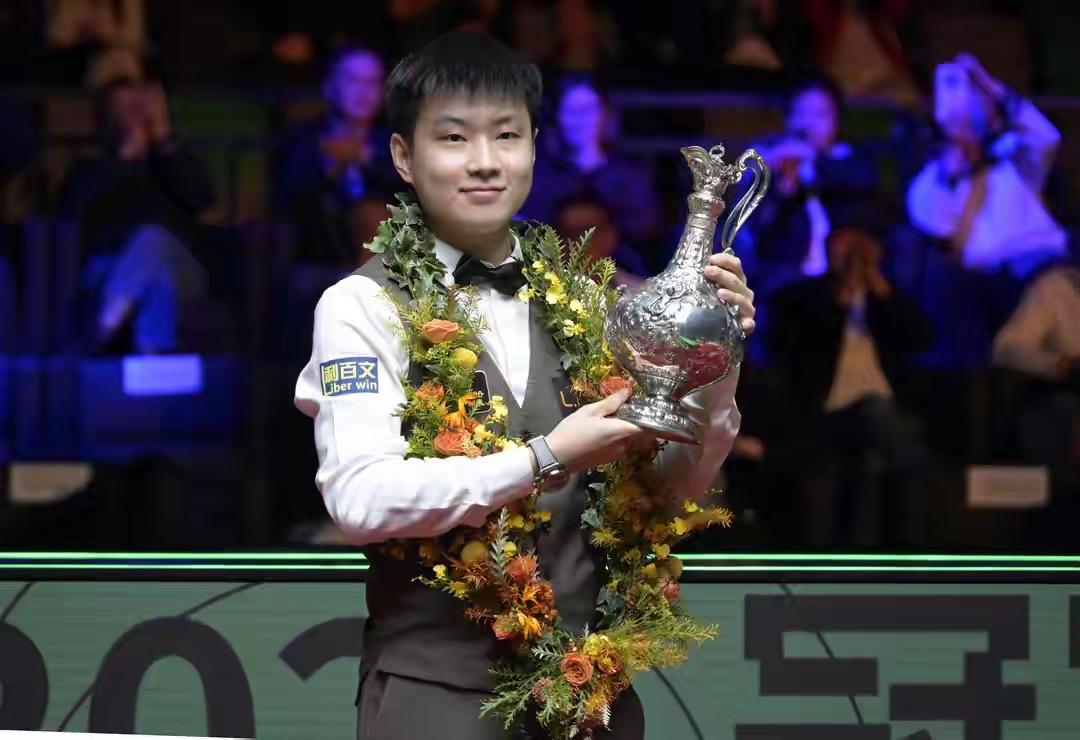 历史级爆发！2026斯诺克世界大奖赛，中国6人进8强！赵心童再夺一冠！2026斯
