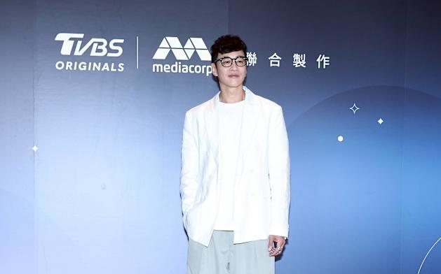 何润东翻红，吃瓜群众都懵了。何润东自己都说了，最近接到太多的影视剧和广告代言，