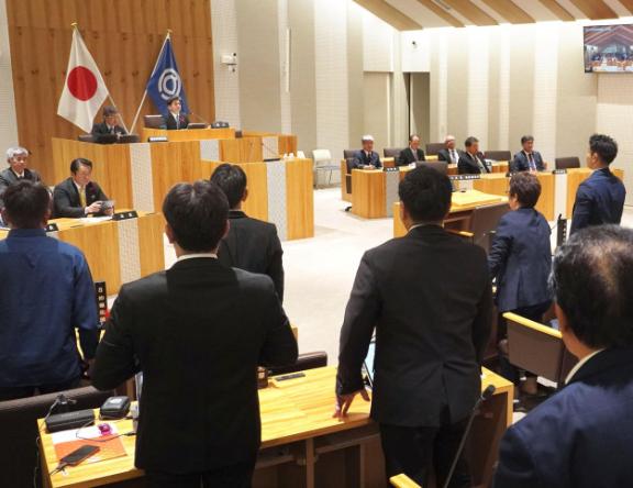 日本准备强行登上钓鱼岛？2025年12月15日，日本议会通过有关钓鱼岛意见书，已