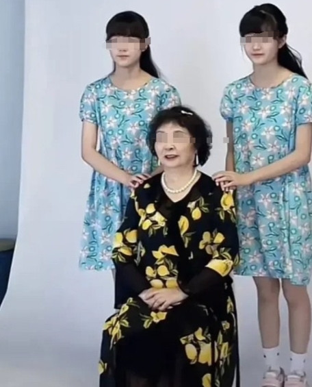 安徽，盛海琳妈妈15年前痛失爱女，60岁高龄毅然人工受孕，诞下双胞胎！丈夫离世后