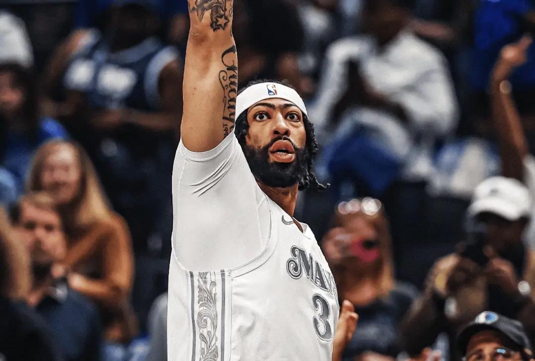 盘点5位下赛季需要证明自己的球星！1.安东尼戴维斯被交易到独行侠后，球队上下