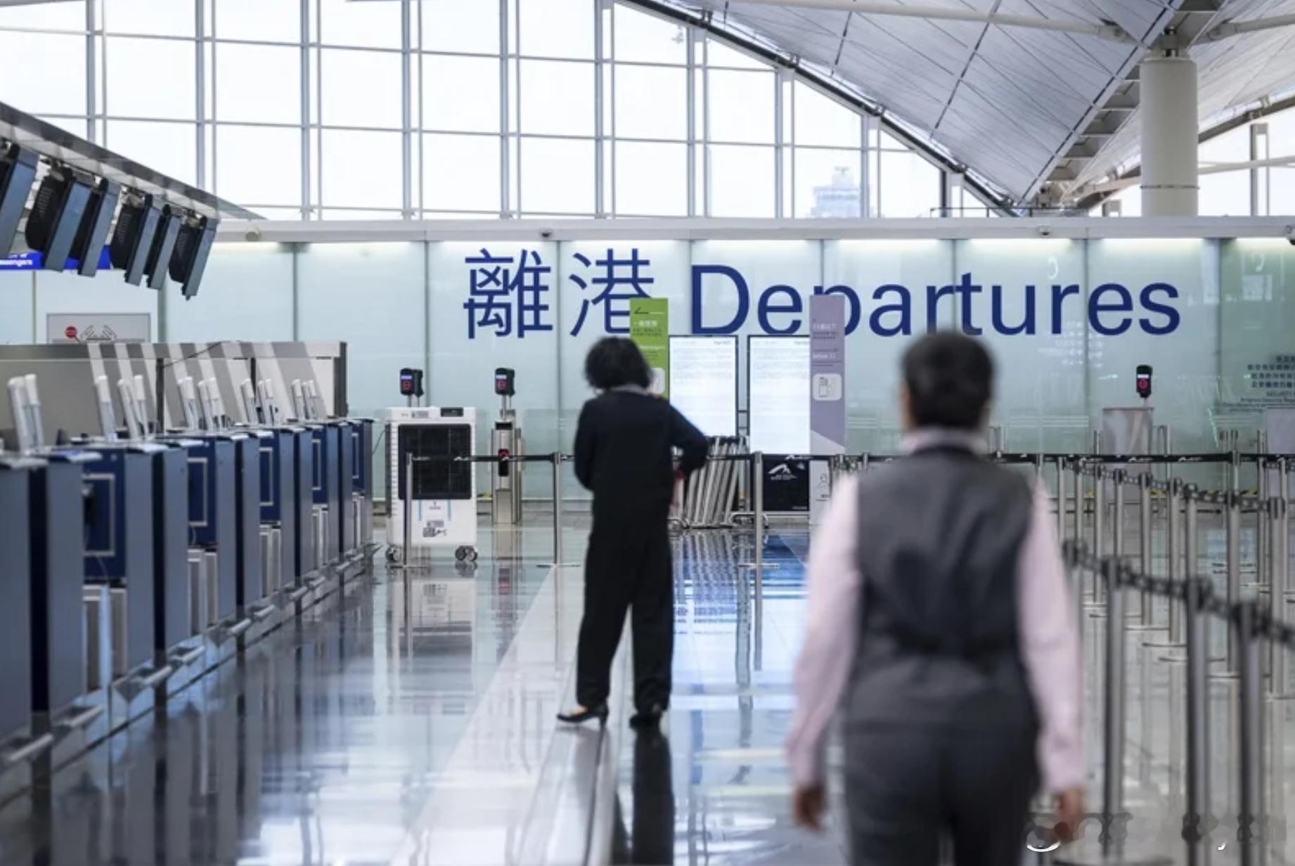【特朗普拟限制关键软件出口中国香港航空业或面临严重冲击】海外新鲜事美国或对华出
