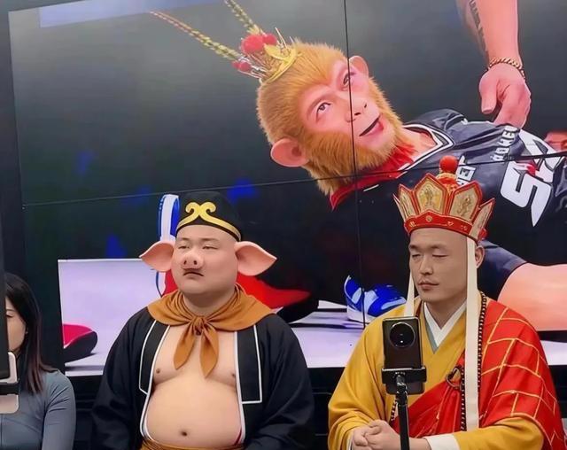 我很佩服2018年在胶州小镇上买房的人,有朋友在我这个小镇上花了10000买的房